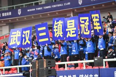 海港队中超逆转三连败，团队精神助力胜利