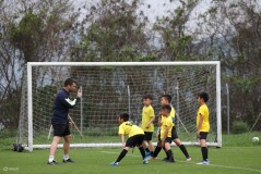 巴塞罗那新星受伤影响欧冠，巴黎圣日耳曼备战调整策略